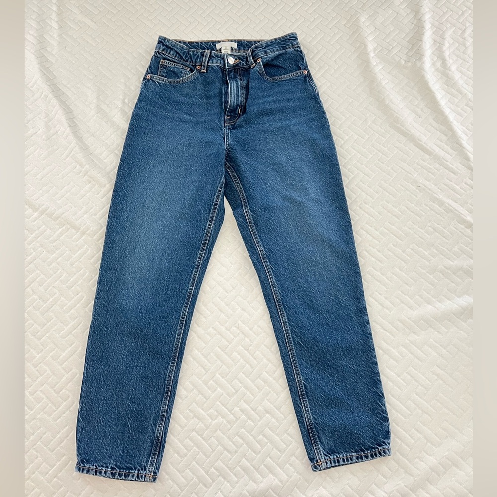H&M HIGH RISE SLIM LEG MOM JEANS - Picture 3 of 6